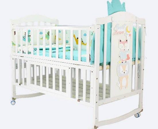 BEBEPLAY green dinosaur pattern wooden bed for baby and white floor