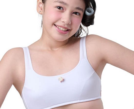 WACOAL Kids Bra Bloom Step 3 Plaifah.postcard White